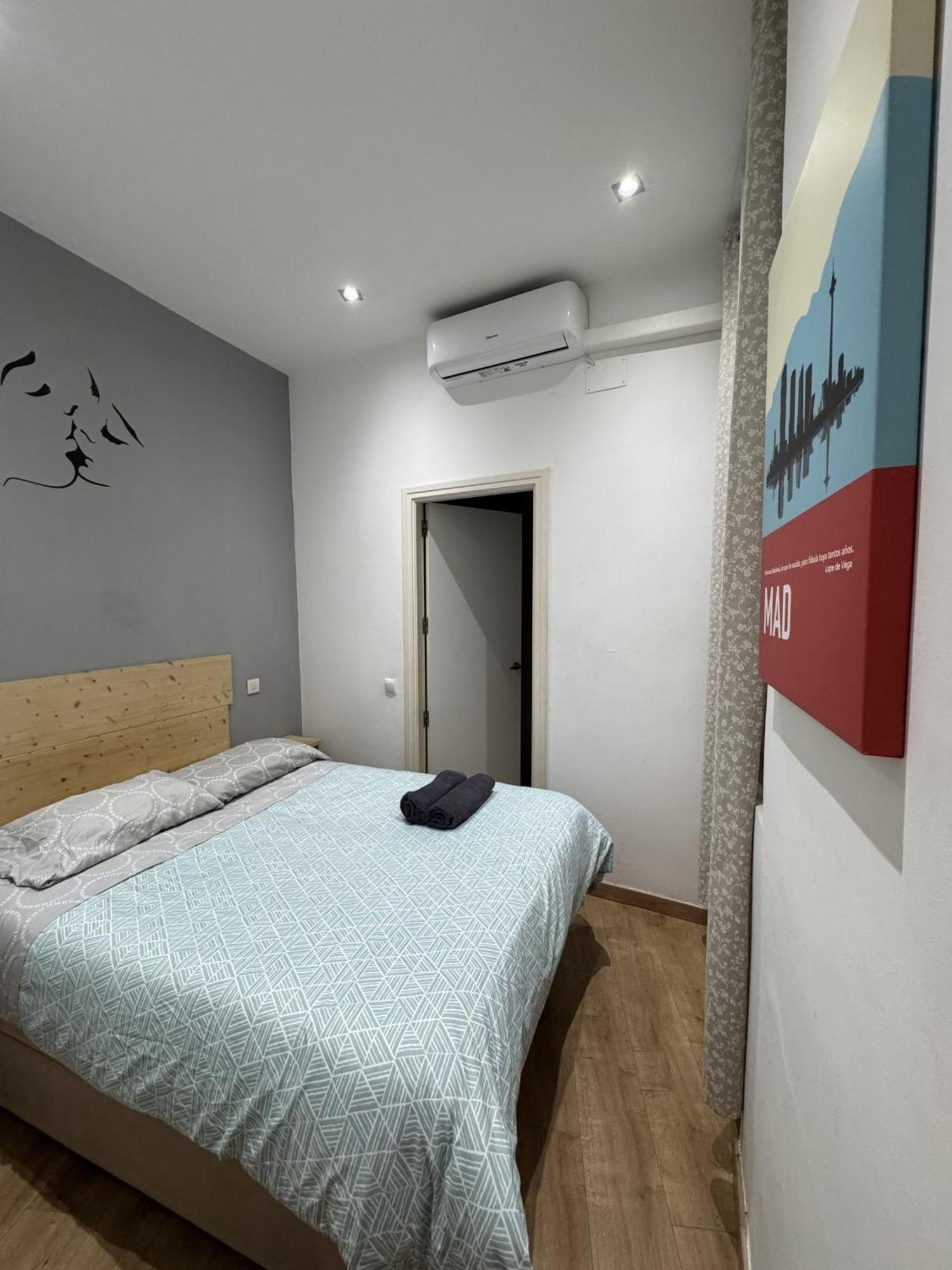 Apartamento Con Patio En Madrid Centro Exterior foto